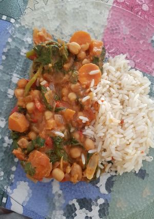 Una foto de "Curry" de garbanzos (vegano)