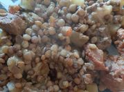 Una foto de comida con aguja