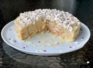 Foto de Torta Palha Italiana de Limão Siciliano com Suspiros