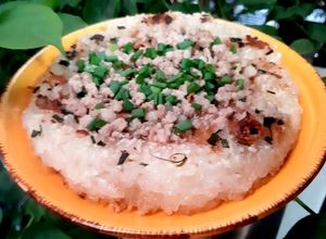 Hình của món Thịt băm rang hành lá.