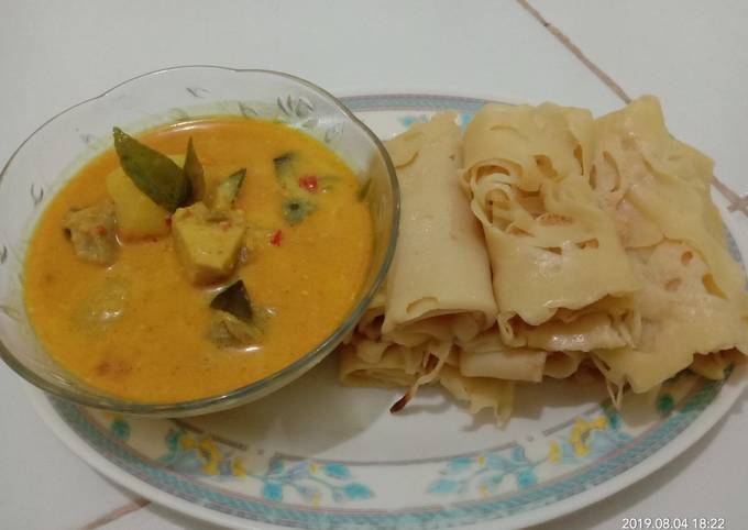 Roti jala kuah kari ayam