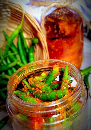 লঙ্কার আচার (lonkar achaar recipe in Bengali) রেসিপির প্রধান ছবি