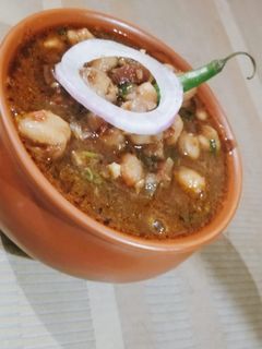 पिंडी छोले (Pindi chole recipe in hindi) रेसिपी मुख्य फोटो