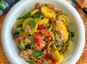 Hình của món Tré Trộn Xoài Non Món Nhậu Dễ Làm.
