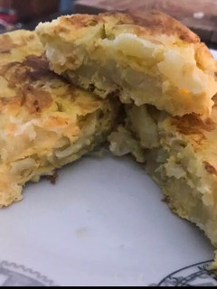 Una foto de Tortilla de patatas con puerro