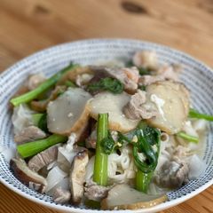 A picture of Wat Tan Hor Fun (Cantonese Flat Noodles) .