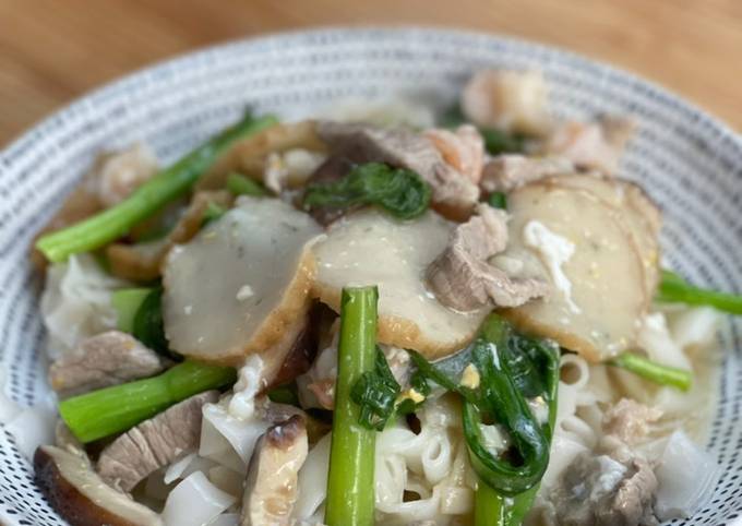 Simple Way to Make Award-winning Wat Tan Hor Fun (Cantonese Flat Noodles)