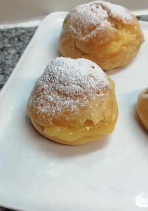 Una foto de Profiteroles