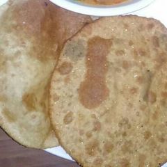 A picture of Urad dal kachori.