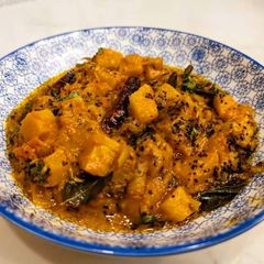 A picture of Sweet & spice pumpkin curry.