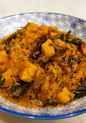A picture of Sweet & spice pumpkin curry.