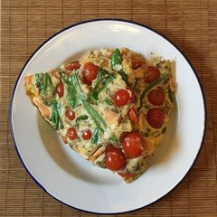 A picture of 15 minute, one pan, salmon frittata.