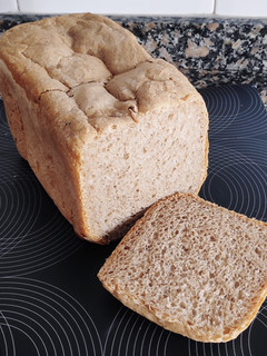 Una foto de Pan de molde integral (50%) en panificadora