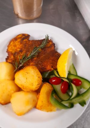 A picture of Chicken tikka fillet.