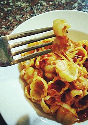 Hình của món Mỳ Gnocchi với sốt cà chua và phomai.