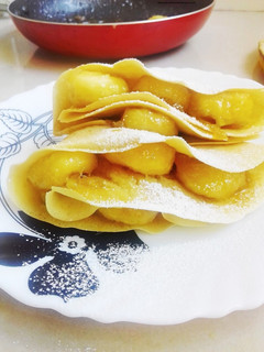 A picture of Caramelized banana stuffed crepes #vegancontest.