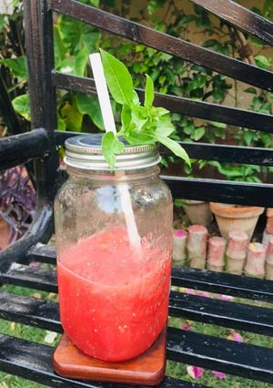 A picture of Water  melon juice.