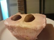 Una foto de helado frutilla