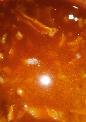 Una foto de Pozole rojo