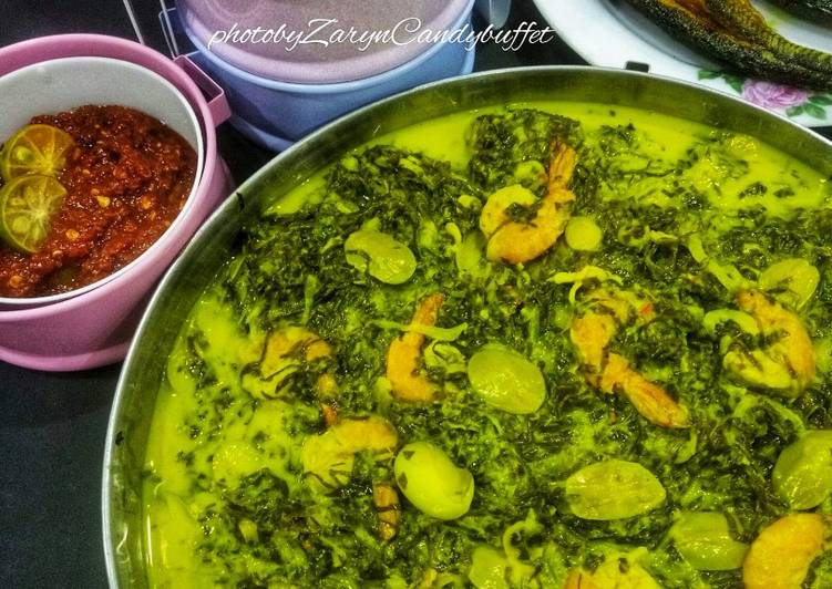 Langkah Mudah Memasak 🍲 Masak Lemak Tempoyak Udang Puchok Kayu 🍲 yang Sederhan