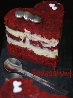 Una foto de Pastel terciopelo rojo (red velvet)