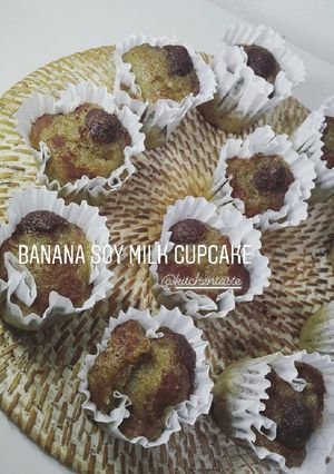 Foto resep Banana Soy Milk Cupcake,new variation by Kitchentaste