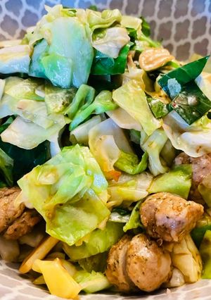 A picture of Caramelised onion sausage and sweetheart cabbage.