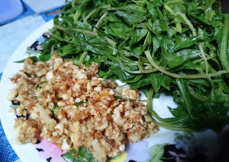  Resep  Daun Kenikir Bumbu Kacang Pecel  oleh yuliyah Cookpad