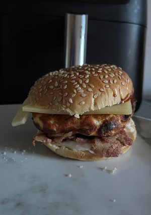 A picture of Vegetarian Halloumi Burger.