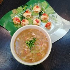 A picture of Schezwan Soup.