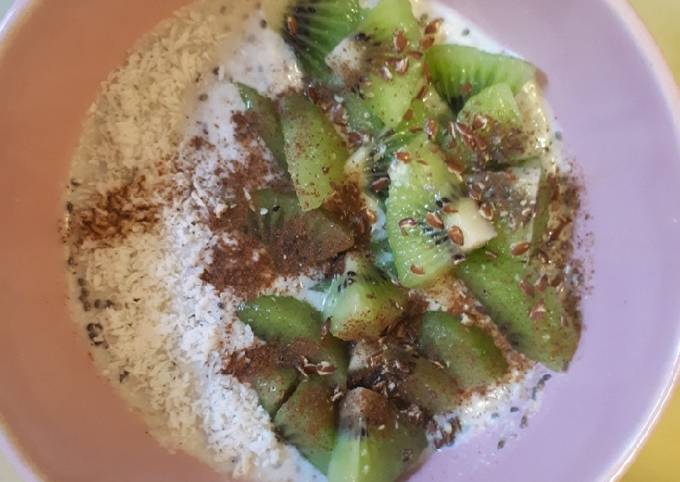 Porridge cru de sarrasin, coco-kiwi