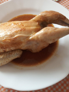 Una foto de Picantones al horno con sazonador de Sabor Cookpad