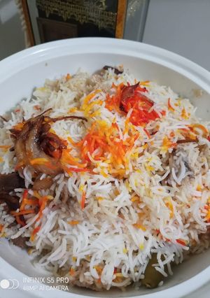 A picture of White pilao biryani.