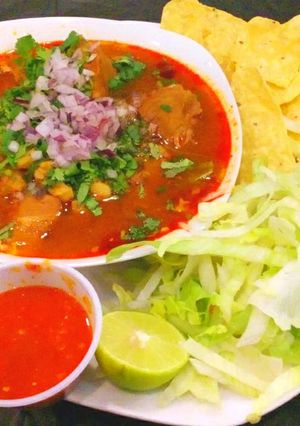 A picture of Sinaloan Pozole.