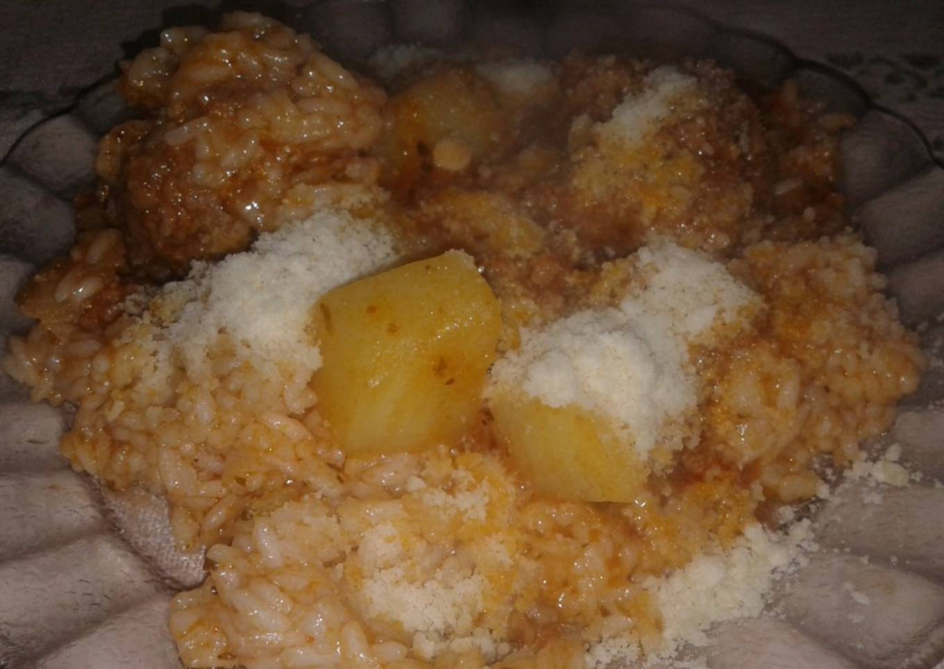 Albóndigas con arroz