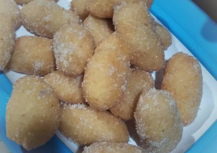 Siap Saji Kue Geplak Singkong Gurih Mantul