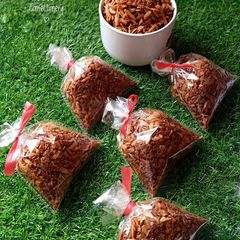 A picture of Coconut flakes(Kwakumeti).