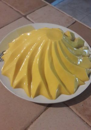 Una foto de Gelatina cremosa de mango