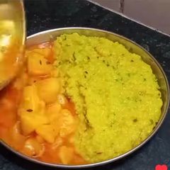A picture of Little millet khichdi.
