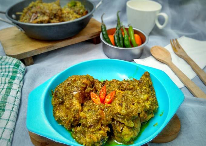 Ayam lado mudo koto gadang (ayam cabai hijau)