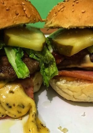 Una foto de Hamburguesa con tocino