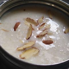 A picture of Rice Kheer.