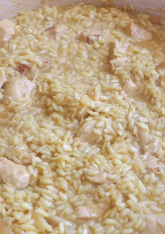 Una foto de Risotto con pollo