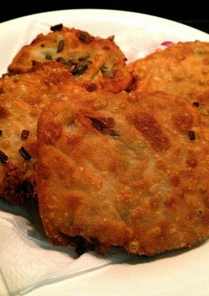 A picture of Crispy Scallion Pancakes.