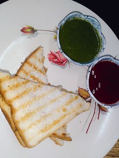 आलू पनीर सैंडविच (aloo paneer sandwich recipe in Hindi) रेसिपी मुख्य फोटो