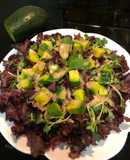 Salad bơ, xà lách trộn sốt mè rang
