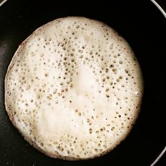 A picture of Rice pancake (sinasir).