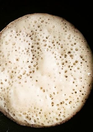 A picture of Rice pancake (sinasir).