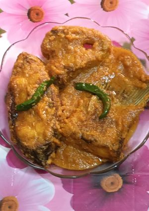 পেঁয়াজ সর্ষে দিয়ে কাতলা কালিয়া(peyanj shorshe diye katla kalia recipe in Bengali) রেসিপির প্রধান ছবি