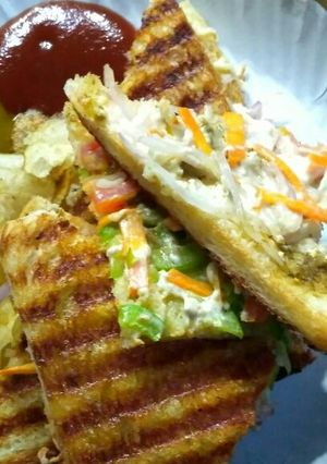 A picture of Chicken mayo sandwich.